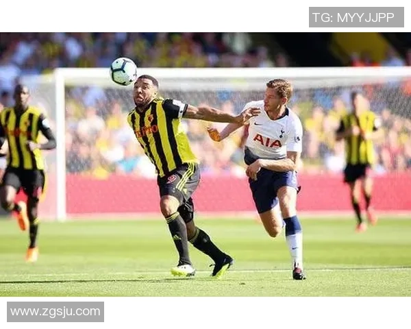 埃弗顿主场迎战沃特福德期待逆袭全取三分的激烈对决 埃弗顿主场迎战沃特福德期待逆袭全取三分的激烈对决